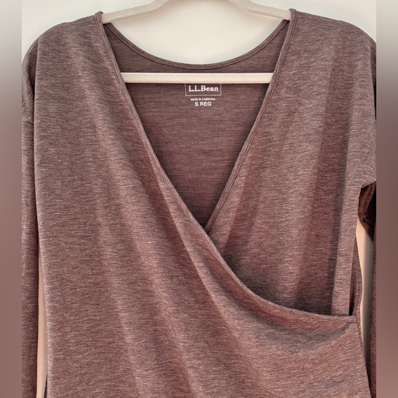 LL Bean Woman's Size Small Long Sleeve Top Beige Normcore Classic Loungewear - Picture 6 of 8